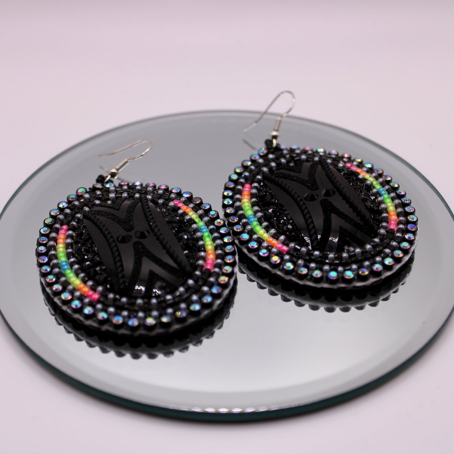 Beaded Earrings - Black Oval